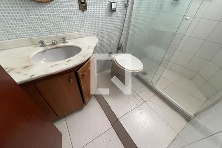 Banheiro de casa para alugar com 2 quartos, 100m² em Centro, Duque de Caxias