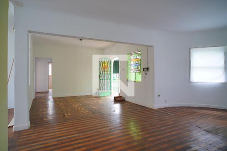 Sala de casa para alugar com 4 quartos, 300m² em Chácara das Pedras, Porto Alegre