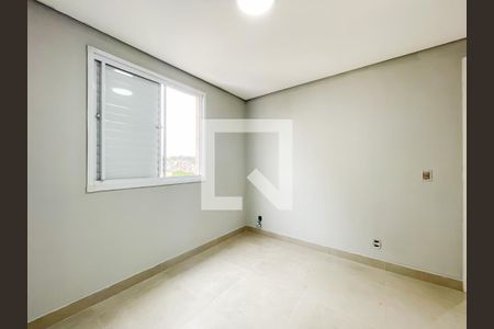Quarto 1 de apartamento à venda com 2 quartos, 50m² em Santa Maria, Osasco