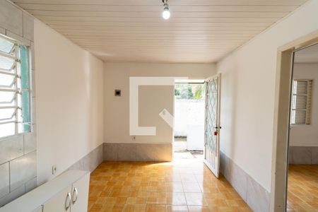 Sala/Cozinha de casa para alugar com 2 quartos, 60m² em Medianeira, Porto Alegre