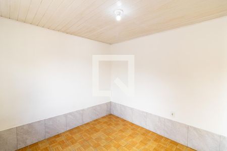 Quarto 1 de casa para alugar com 2 quartos, 60m² em Medianeira, Porto Alegre