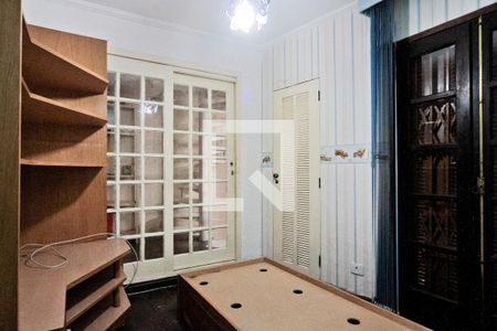 Quarto de casa à venda com 3 quartos, 380m² em Vila Basileia, São Paulo