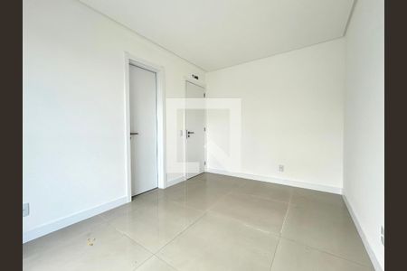 Suite de apartamento para alugar com 2 quartos, 61m² em Alto Ribeirão Leste, Florianópolis