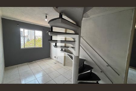 Sala de apartamento à venda com 3 quartos, 86m² em Vila Lutécia, Santo André