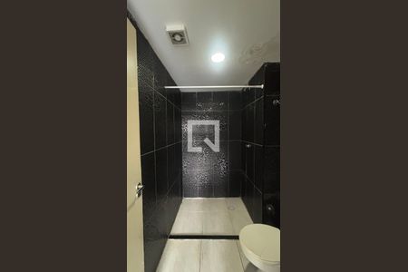 Banheiro de apartamento à venda com 3 quartos, 86m² em Vila Lutécia, Santo André