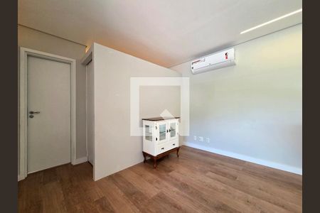 Sala/Cozinha de apartamento para alugar com 2 quartos, 53m² em Vila Uberabinha, São Paulo