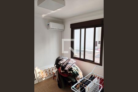 Quarto 1 de apartamento para alugar com 2 quartos, 65m² em Jardim Botânico, Porto Alegre