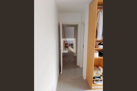 Quarto 1 de apartamento para alugar com 2 quartos, 65m² em Jardim Botânico, Porto Alegre