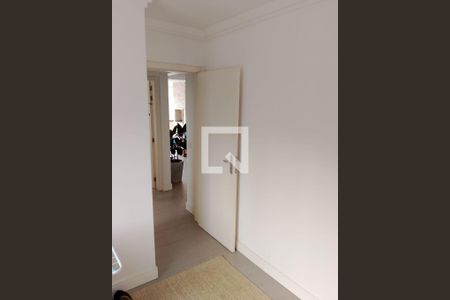 Quarto 1 de apartamento para alugar com 2 quartos, 65m² em Jardim Botânico, Porto Alegre