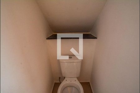 Lavabo de apartamento para alugar com 2 quartos, 80m² em Parque Novo Oratório, Santo André