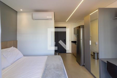 Quarto de kitnet/studio à venda com 1 quarto, 25m² em Jardim das Acacias, São Paulo