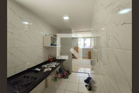 Apartamento para alugar com 2 quartos, 50m² em Gardênia Azul, Rio de Janeiro