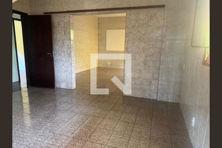 Casa para alugar com 3 quartos, 150m² em Etelvina Carneiro, Belo Horizonte