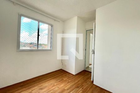 Apartamento à venda com 2 quartos, 34m² em Jardim Itacolomi, São Paulo