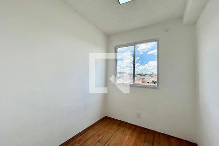 Apartamento à venda com 2 quartos, 34m² em Jardim Itacolomi, São Paulo