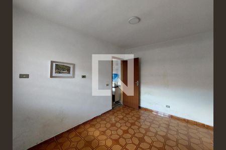 Quarto 1 de casa para alugar com 3 quartos, 125m² em Vila Marari, São Paulo