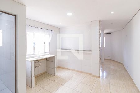 Cozinha de apartamento para alugar com 1 quarto, 55m² em Conceicao, Osasco