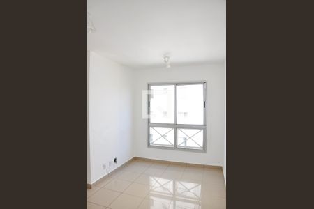 Detalhe - Sala e Sala de Jantar de apartamento à venda com 2 quartos, 49m² em Vila Cruz das Almas, São Paulo