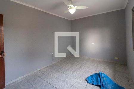 Quarto 1 de casa para alugar com 2 quartos, 110m² em Jardim Munhoz, Guarulhos