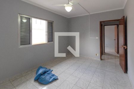 Quarto 1 de casa para alugar com 2 quartos, 110m² em Jardim Munhoz, Guarulhos