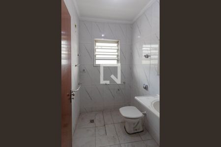 Banheiro de casa para alugar com 2 quartos, 110m² em Jardim Munhoz, Guarulhos