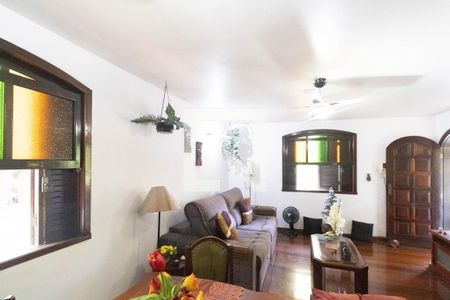 Sala de casa para alugar com 5 quartos, 400m² em Campo Grande, Rio de Janeiro