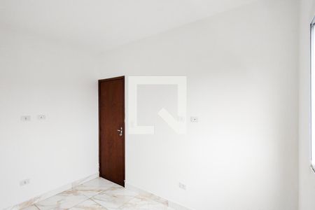 Quarto de casa de condomínio para alugar com 2 quartos, 45m² em Vila Assuncao, Praia Grande