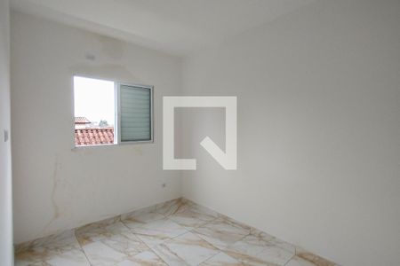 Quarto de casa de condomínio para alugar com 2 quartos, 45m² em Vila Assuncao, Praia Grande