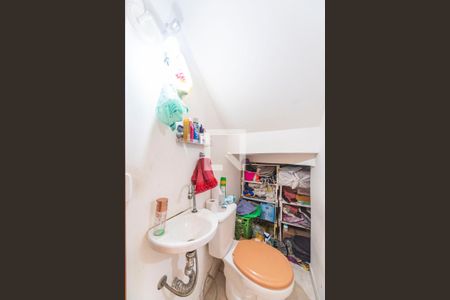 Lavabo de casa para alugar com 3 quartos, 130m² em Vila Suíça, Santo André