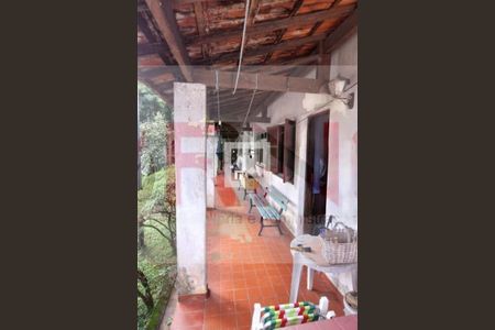 Casa à venda com 4 quartos, 700m² em Vila Albertina, São Paulo