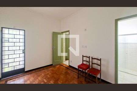 Quarto de casa à venda com 2 quartos, 165m² em Centro, Belo Horizonte