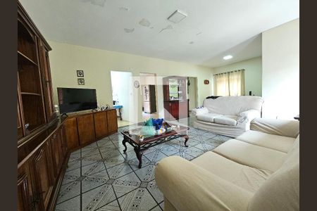 Sala de casa para alugar com 5 quartos, 236m² em Chácara Santo Antônio, São Paulo