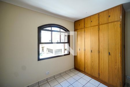 Quarto 02 de casa à venda com 3 quartos, 130m² em Vila Gomes Cardim, São Paulo