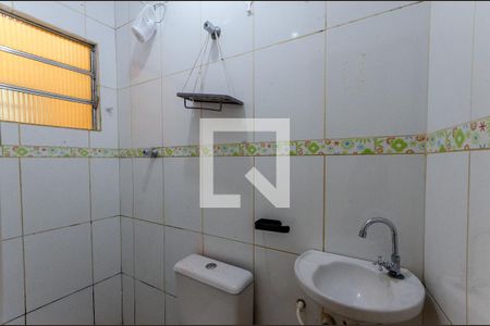 Banheiro de casa para alugar com 2 quartos, 45m² em Jardim Sydney, São Paulo