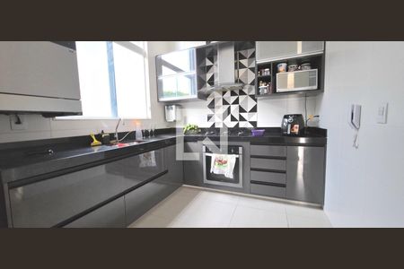 Casa de Condomínio para alugar com 4 quartos, 190m² em Sobradinho, Lagoa Santa