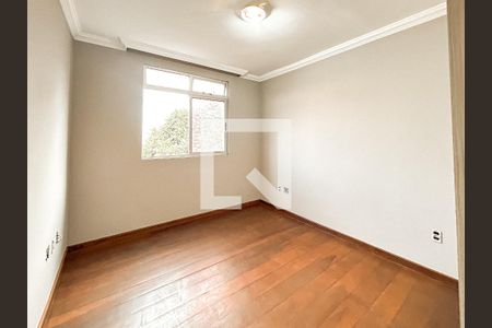 Apartamento à venda com 4 quartos, 156m² em Serrano, Belo Horizonte