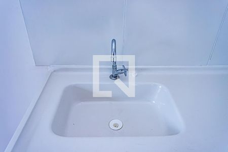 Sala e cozinha de apartamento para alugar com 2 quartos, 35m² em Jardim Jaragua (sao Domingos), São Paulo