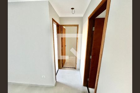 Corredor de apartamento para alugar com 2 quartos, 39m² em Água Fria, São Paulo