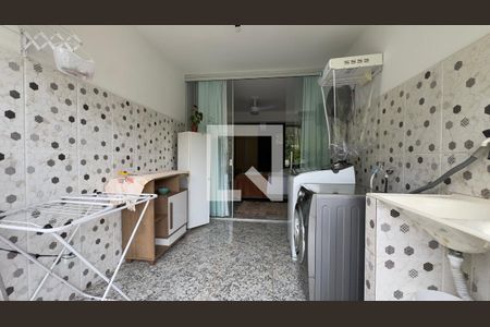 Casa à venda com 5 quartos, 980m² em Macacos, Nova Lima