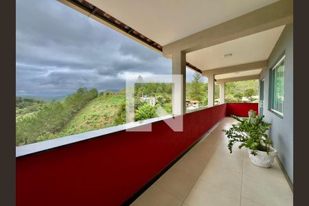 Casa à venda com 5 quartos, 980m² em Macacos, Nova Lima