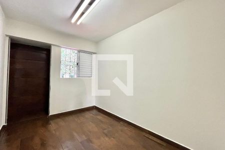 Quarto 1 de casa para alugar com 2 quartos, 70m² em Vila Alexandria, São Paulo