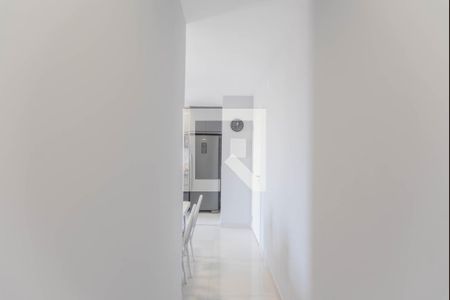 Corredor de apartamento à venda com 2 quartos, 45m² em Cidade Satélite Íris, Campinas