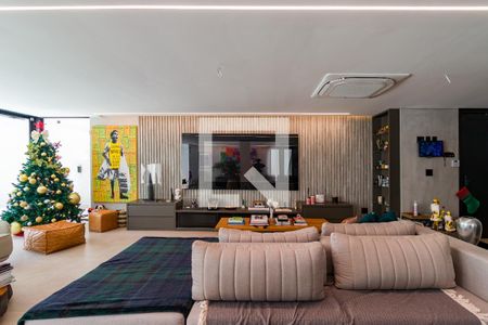 Casa à venda com 5 quartos, 500m² em Jardim Morumbi, São Paulo