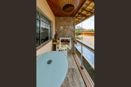 Varanda cozinha de casa para alugar com 4 quartos, 560m² em Marajó, Belo Horizonte