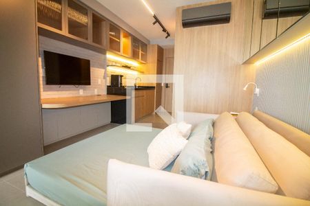 Sala / Quarto - Studio de kitnet/studio à venda com 1 quarto, 31m² em Jardim das Acacias, São Paulo