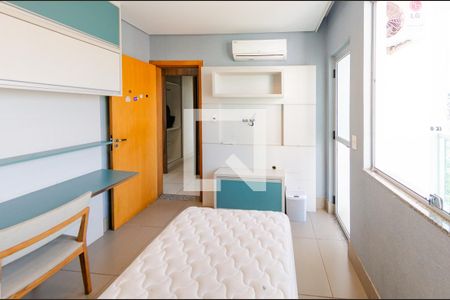 Quarto 1 de apartamento para alugar com 3 quartos, 220m² em Álvaro Camargos, Belo Horizonte