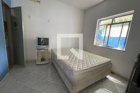 Quarto de casa para alugar com 4 quartos, 300m² em Vila Amelia, Duque de Caxias