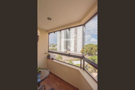 Sacada de apartamento à venda com 3 quartos, 95m² em Parque Prado, Campinas