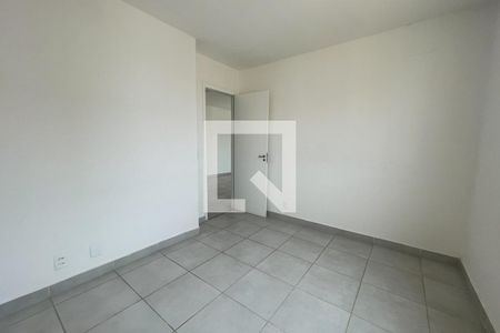 Quarto 2 de apartamento para alugar com 2 quartos, 47m² em Parque Sarapuí, Duque de Caxias