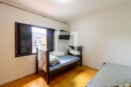 Quarto 2 de casa à venda com 3 quartos, 220m² em Vila Galvão, Guarulhos